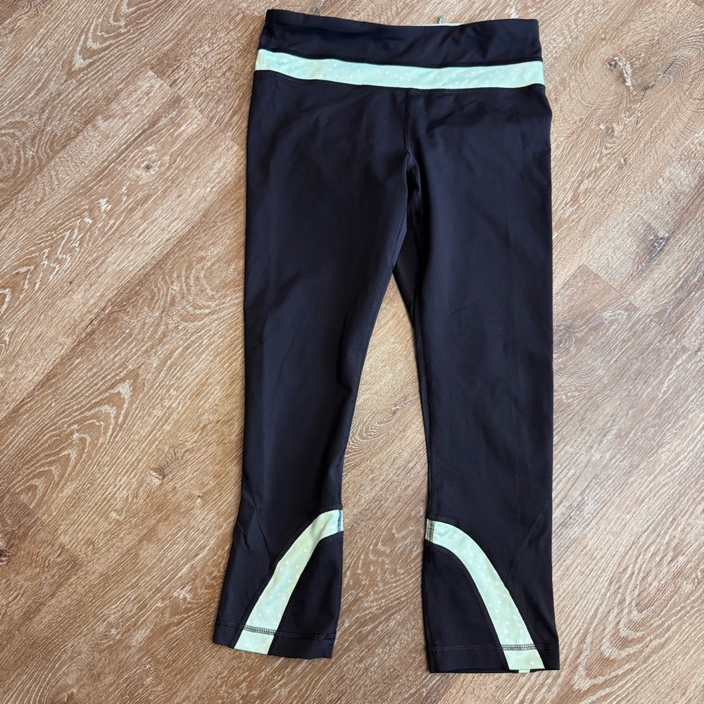 Lululemon Run: Inspire Crop II - Picture 6 of 10